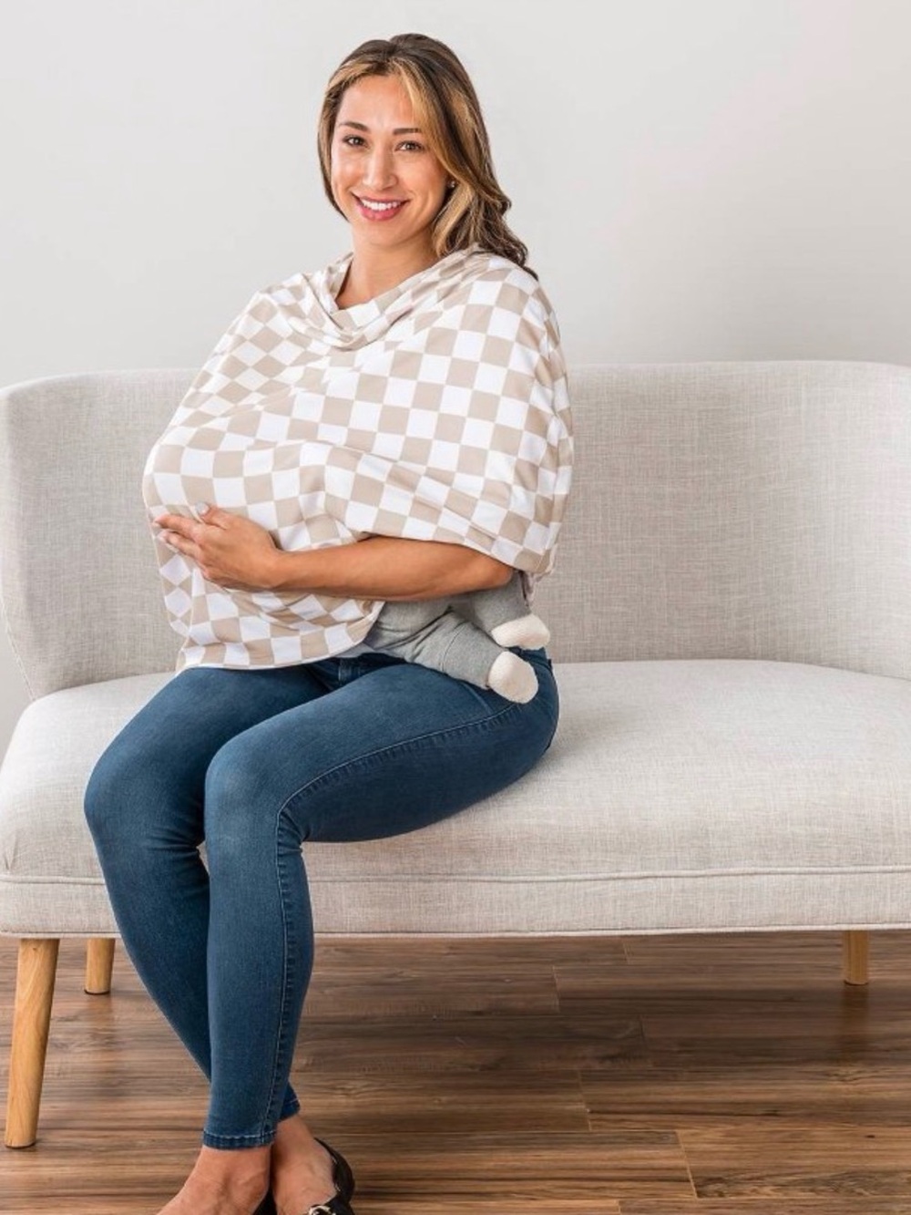 Women’s 4 in 1 nursing cover checkered print